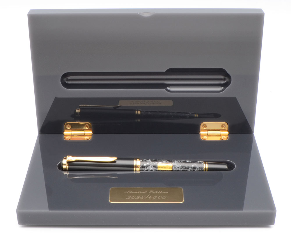 Pelikan M815 Wall Street Souveran Fountain Pen - Limited